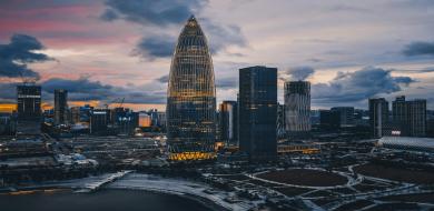 Unlocking Shanghai's Business Potential: A Double-Edged Sword for Entrepreneurs  